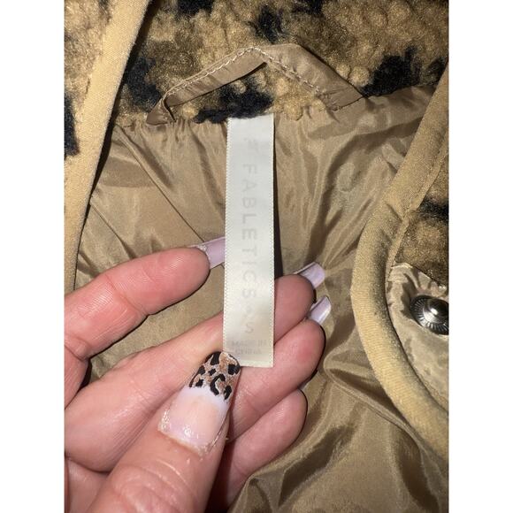 New With Tags Fabletics Tahoe Teddy Jacket Cheetah/Dark Twill Size XXL - Picture 6 of 7